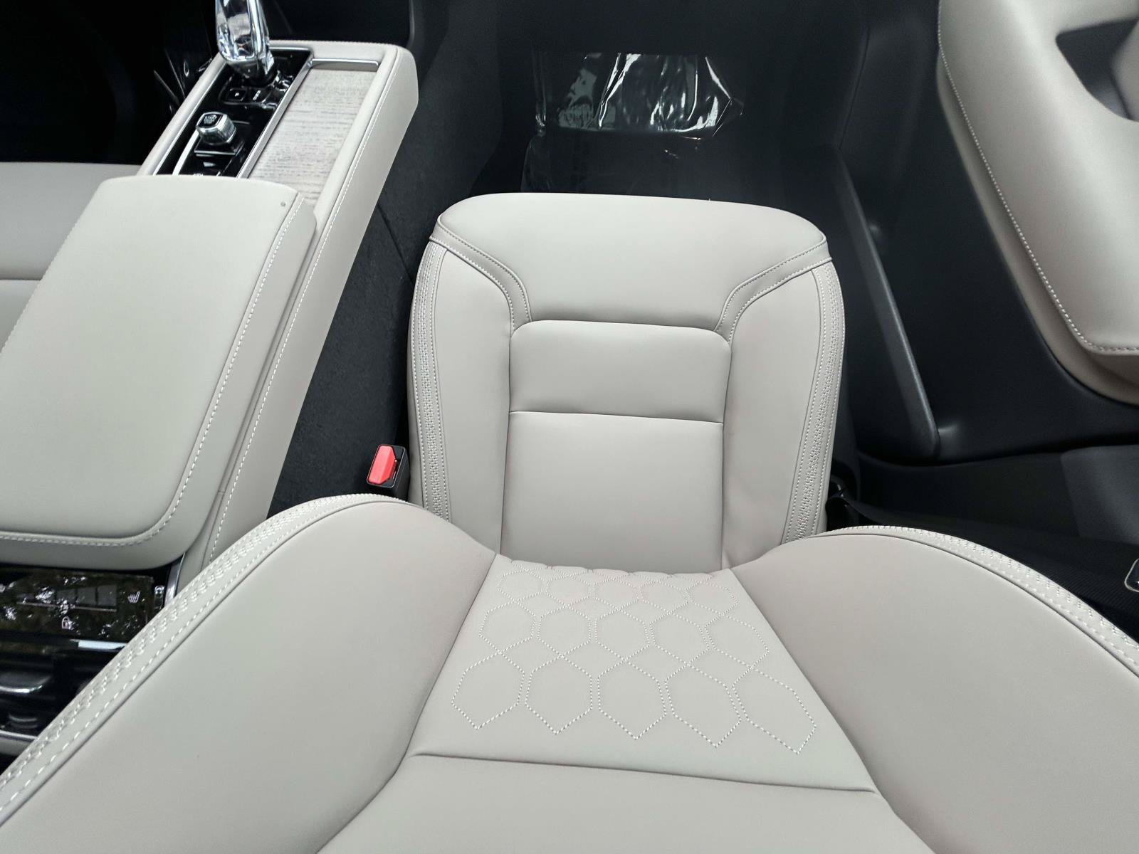 New 2026 Volvo XC90 B6 Plus AWD/4WD image 15