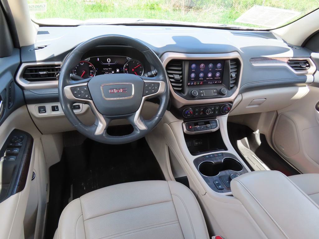 Used 2022 GMC Acadia Denali w/ GMC Pro Grade Package AWD/4WD image 4