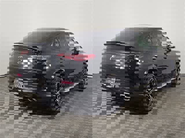 Certified 2025 Mercedes-Benz GLC 300 4MATIC image 5