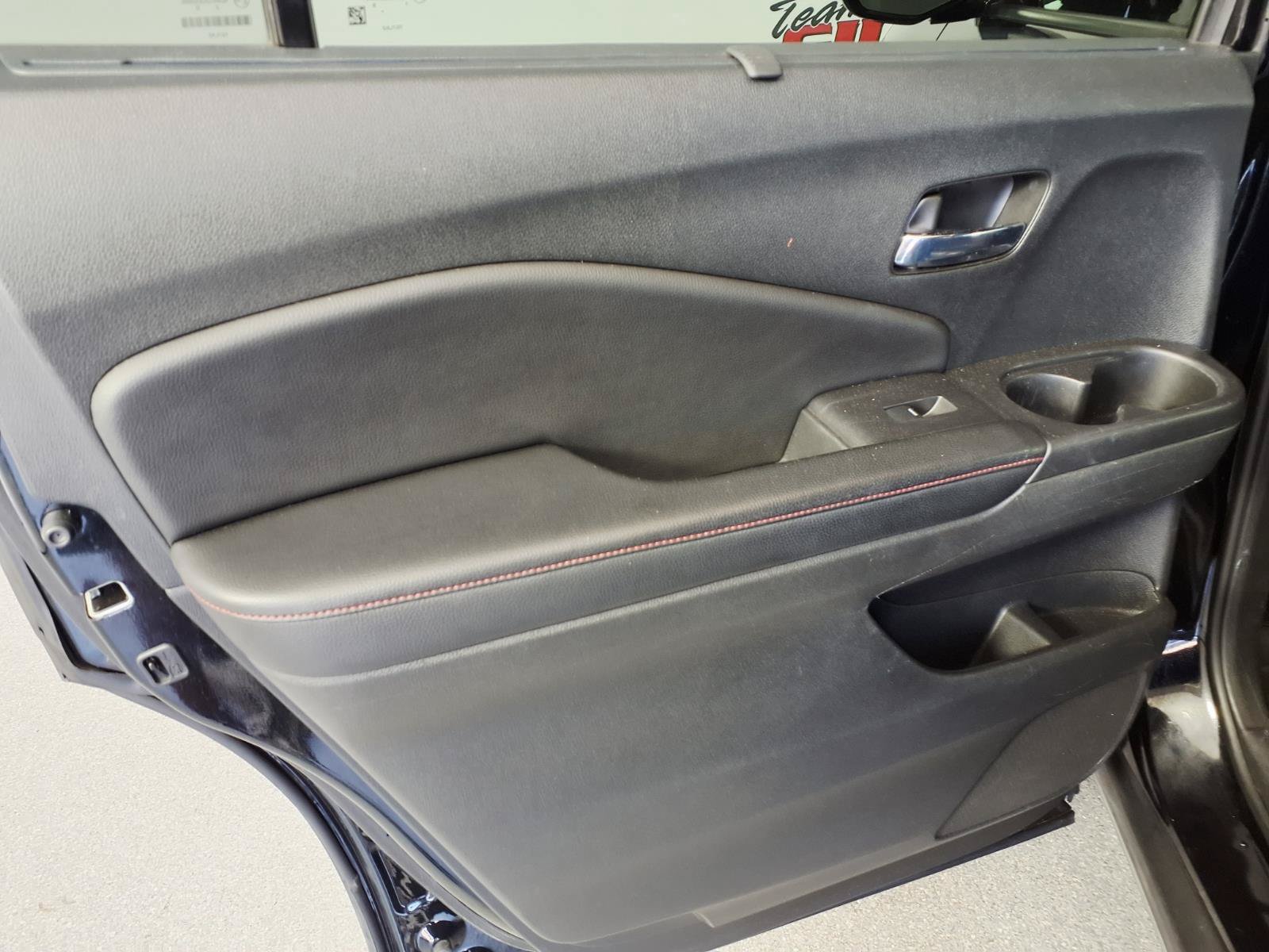 Used 2021 Honda Pilot Black Edition image 6
