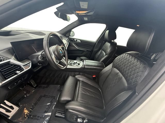 Certified 2026 BMW X7 M60i AWD/4WD image 13