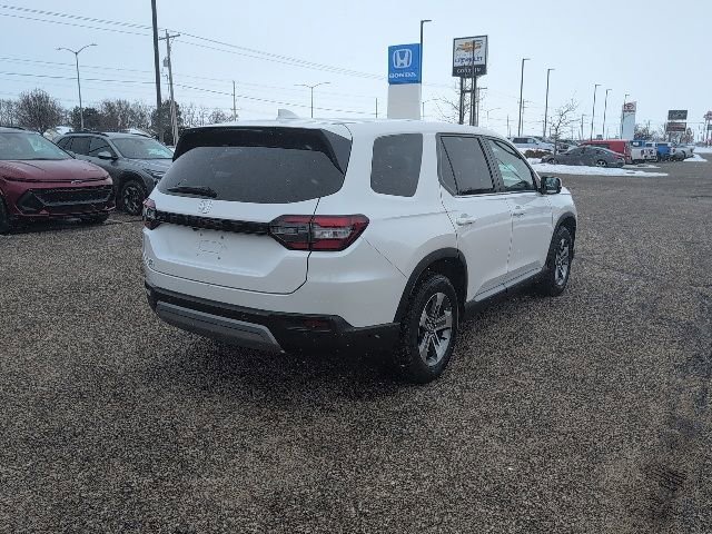 Used 2025 Honda Pilot EX-L image 17