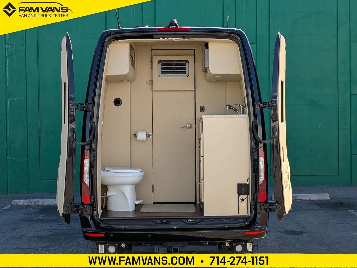 Used 2019 Mercedes-Benz Sprinter 170 Cargo image 14
