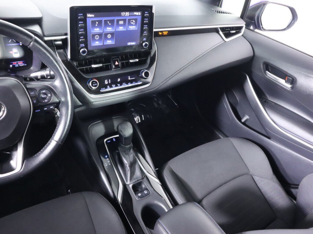 Used 2020 Toyota Corolla SE FWD image 29
