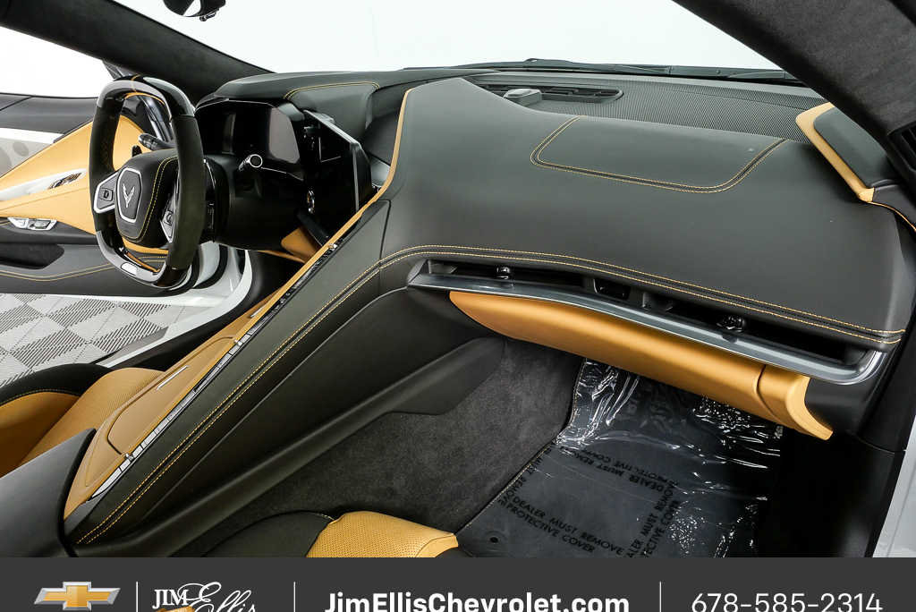 Used 2024 Chevrolet Corvette Z06 w/ Z07 Performance Package image 19