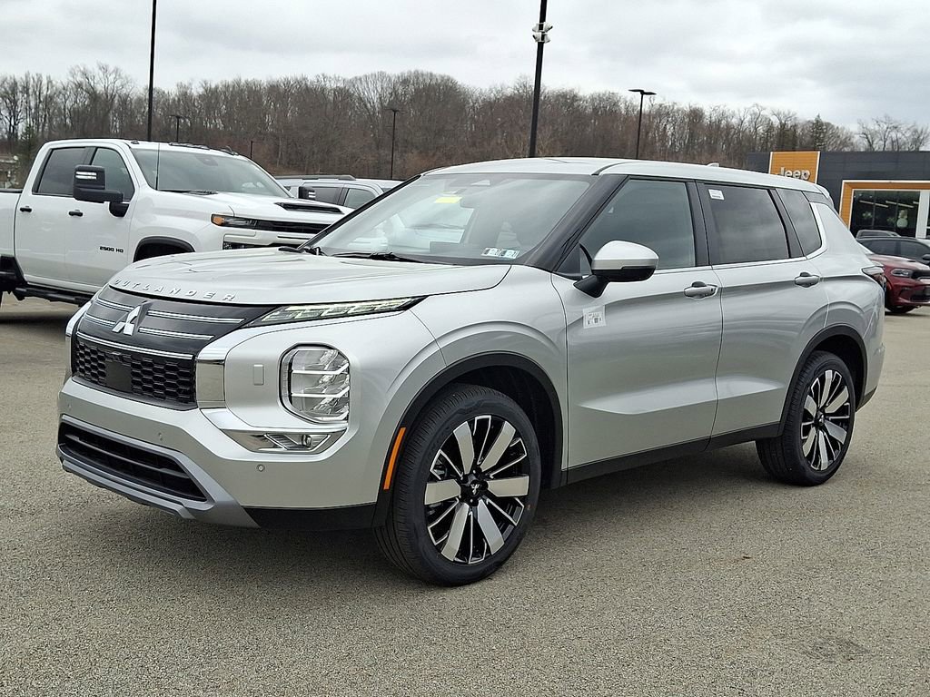 New 2026 Mitsubishi Outlander SE image 2