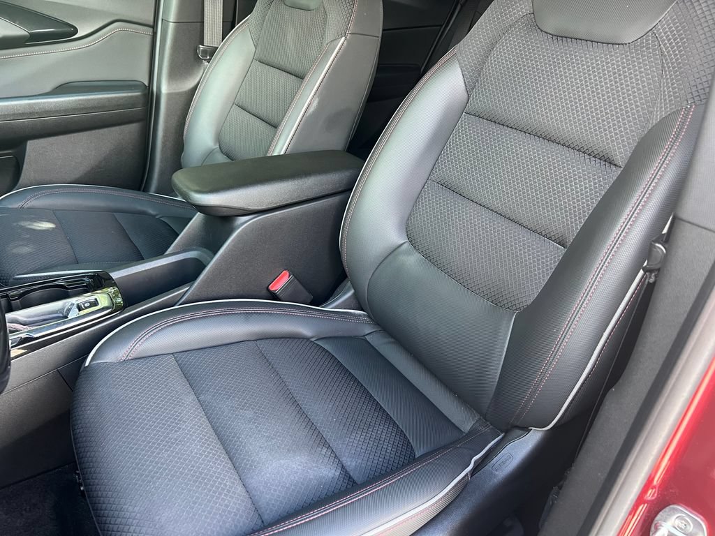Used 2023 Chevrolet TrailBlazer RS w/ Sun and Liftgate Package AWD/4WD image 12