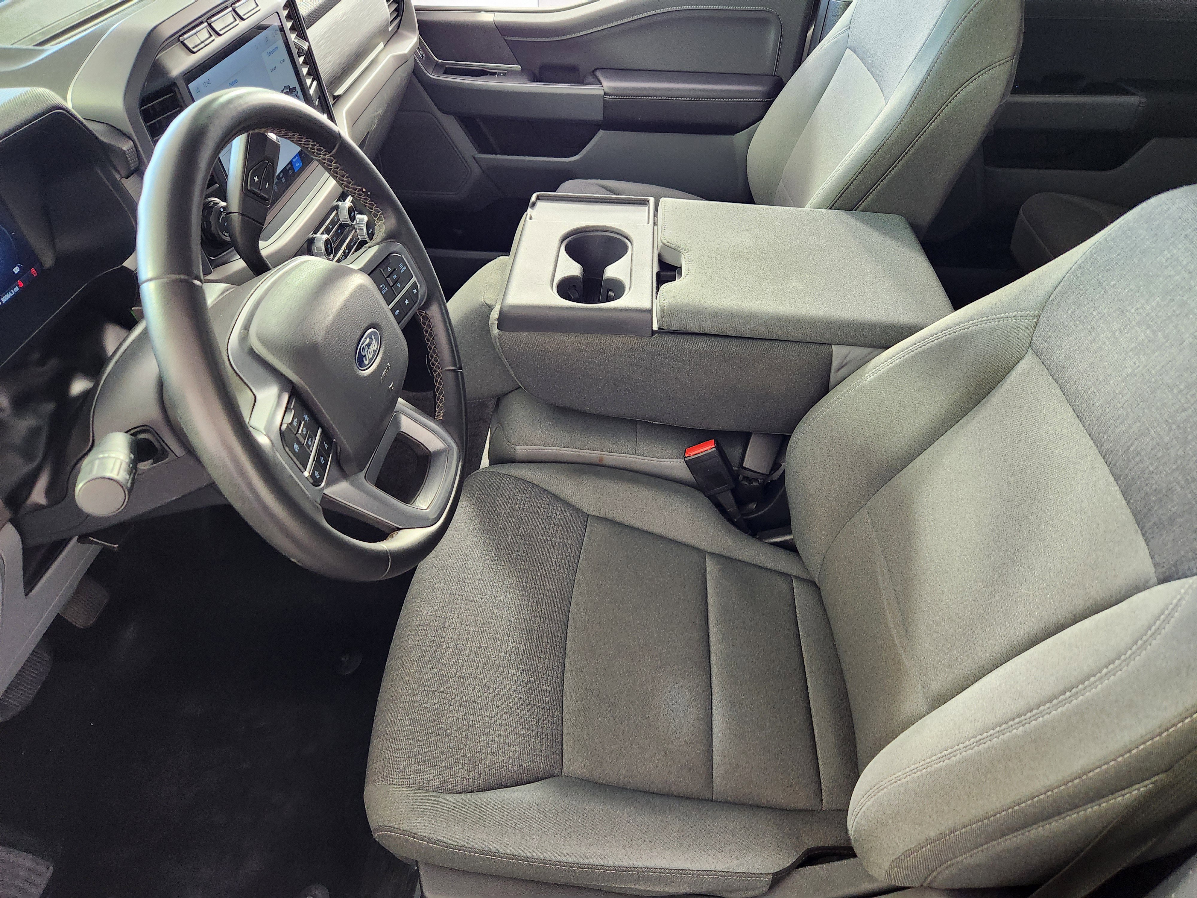 Used 2024 Ford F150 XLT image 11