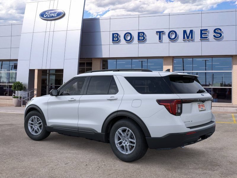 New 2026 Ford Explorer Active RWD image 4