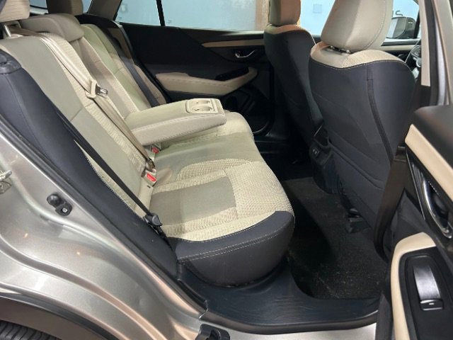 Used 2020 Subaru Outback Premium image 11