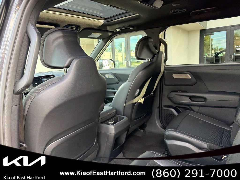 Used 2027 Kia Telluride S w/ Towing Package AWD/4WD image 20