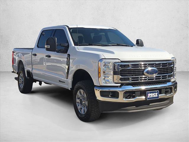 Used 2024 Ford F250 XLT w/ FX4 Off-Road Package AWD/4WD image 3