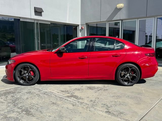 Used 2021 Alfa Romeo Giulia Ti Sport image 4