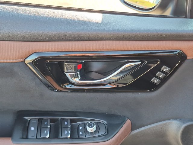 New 2026 Subaru Forester Touring AWD/4WD image 13