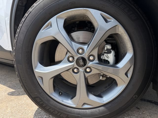 Used 2025 Ford Escape ST-Line w/ Equipment Group 301A FWD image 10