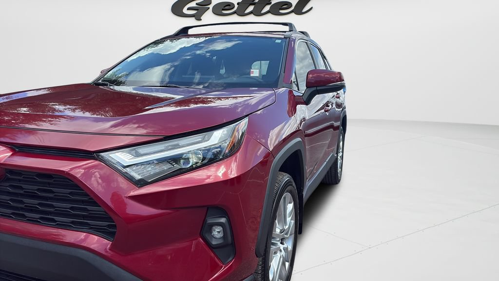 Used 2025 Toyota RAV4 XLE Premium FWD image 24