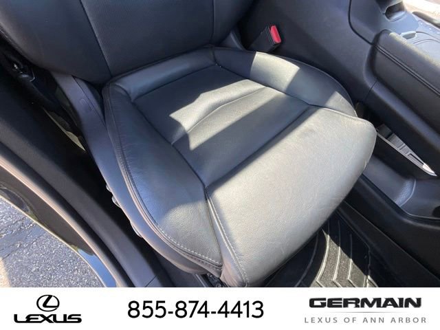 Used 2018 Cadillac XT5 Luxury w/ Driver Awareness Package AWD/4WD image 22