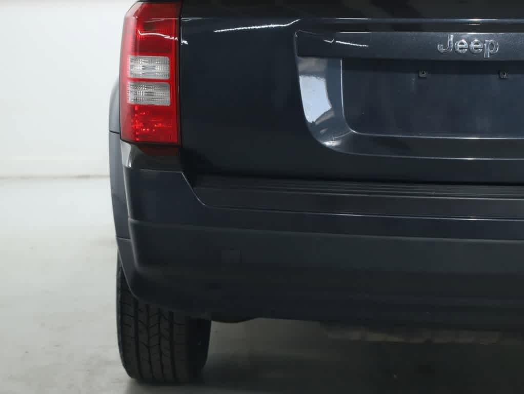 Used 2014 Jeep Patriot High Altitude FWD image 44