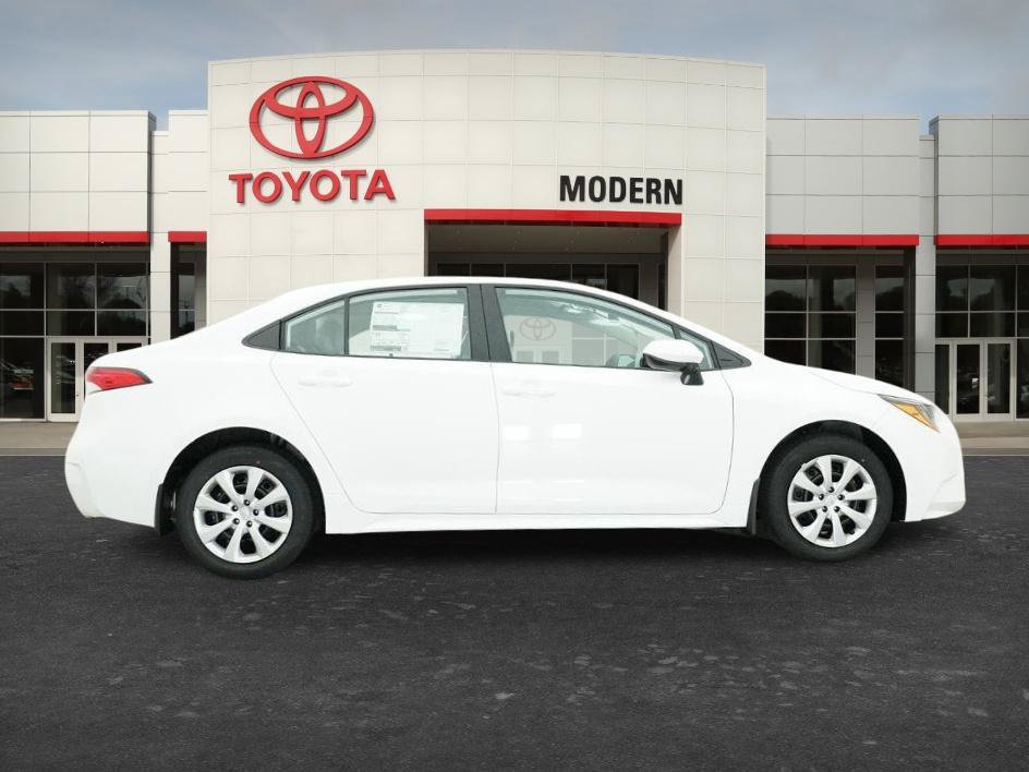 New 2026 Toyota Corolla LE FWD image 13