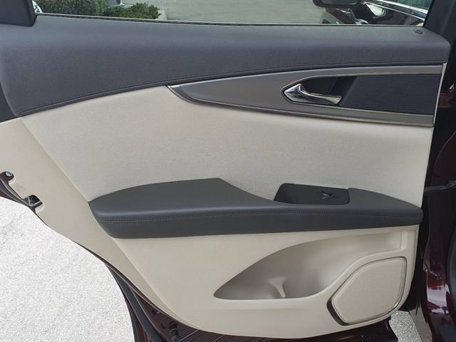 Used 2019 Lincoln Nautilus Select FWD image 16