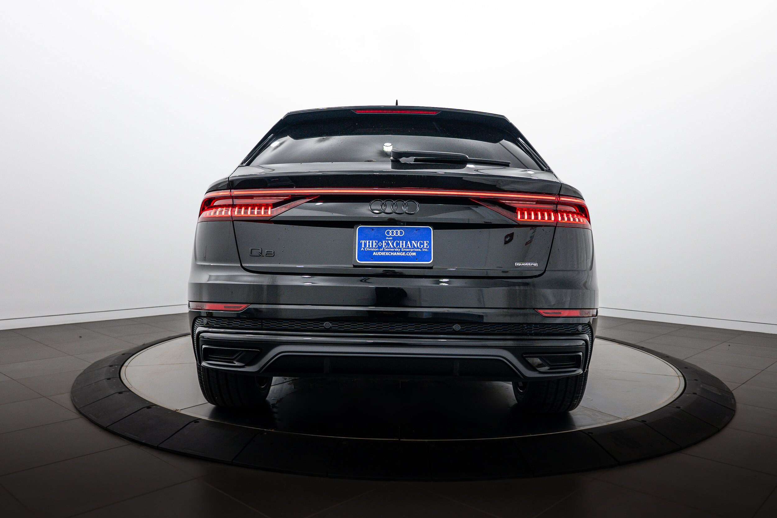 Certified 2022 Audi Q8 Premium Plus AWD/4WD image 22