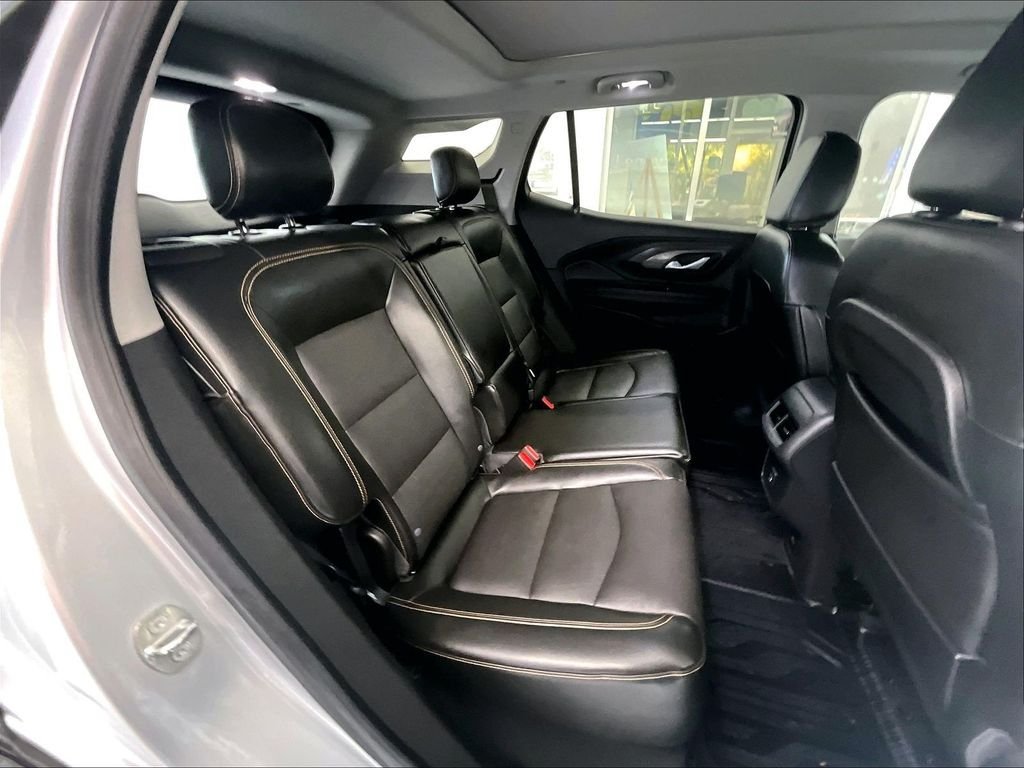 Used 2020 GMC Terrain SLT w/ Preferred Package AWD/4WD image 16