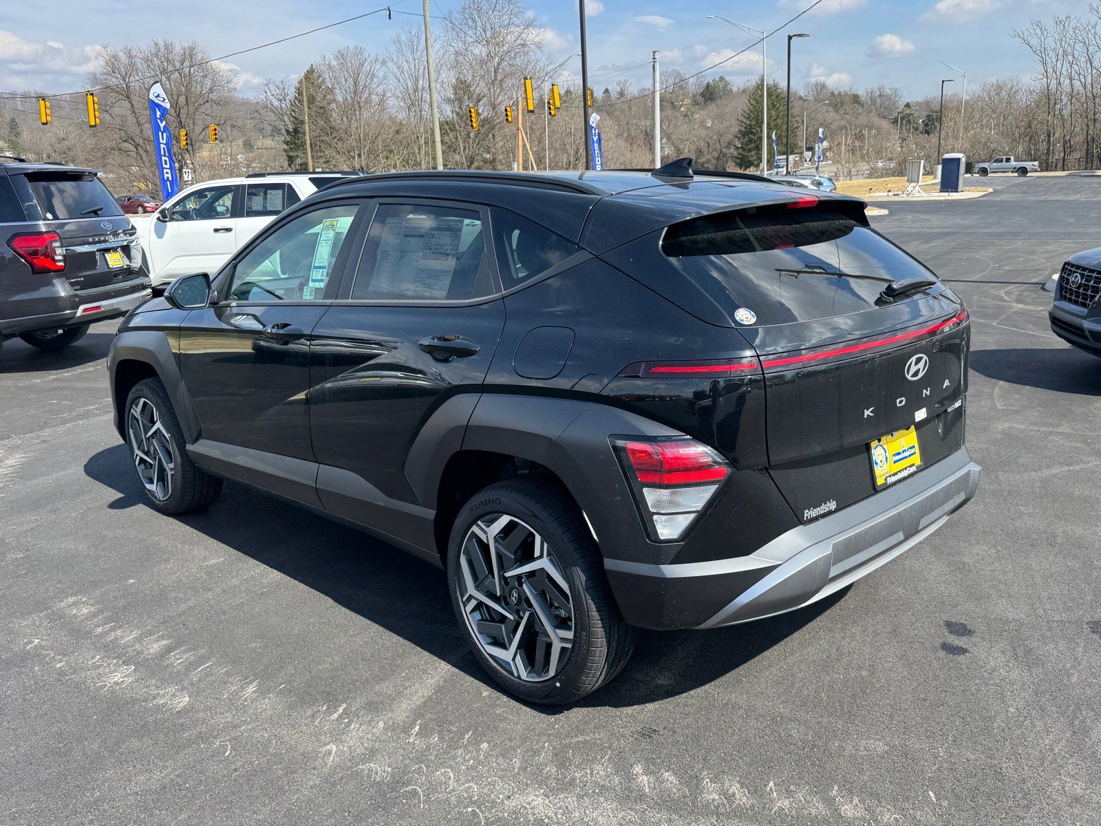 New 2026 Hyundai Kona SEL Premium image 4