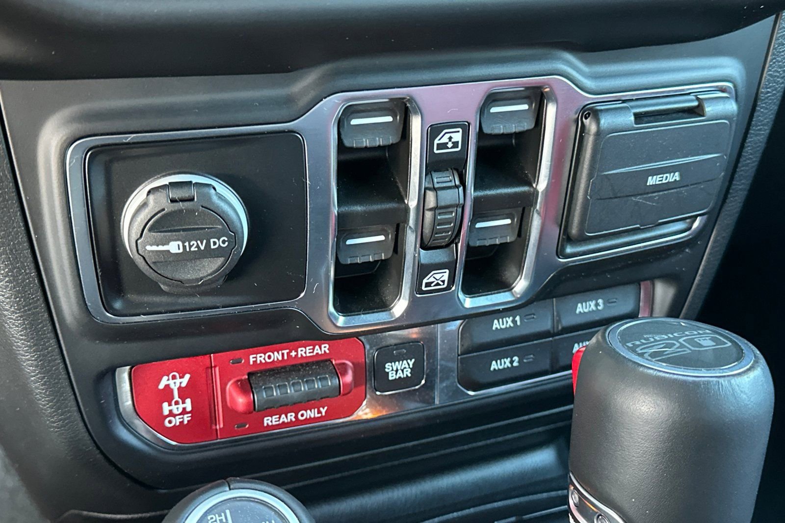 Used 2023 Jeep Wrangler Unlimited Rubicon 4xe image 34