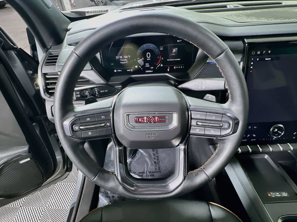 Used 2025 GMC Acadia AT4 w/ LPO, Floor Liner Package AWD/4WD image 10