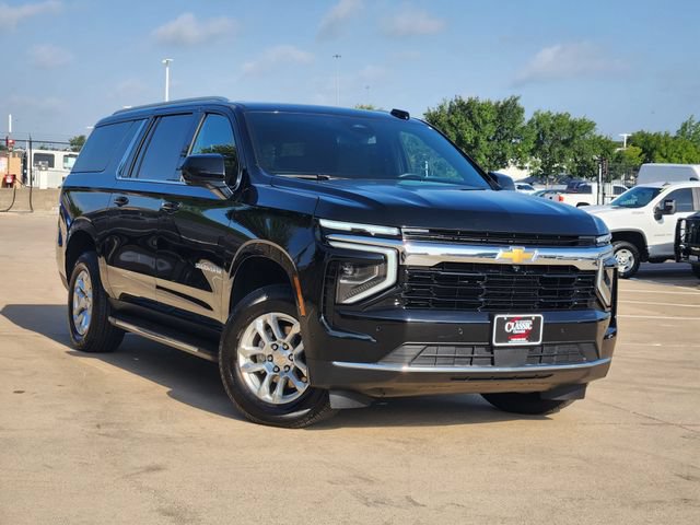 Used 2025 Chevrolet Suburban LS RWD video 2