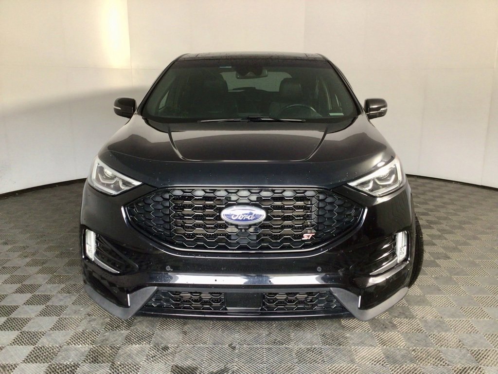 Used 2020 Ford Edge ST w/ Equipment Group 401A image 5
