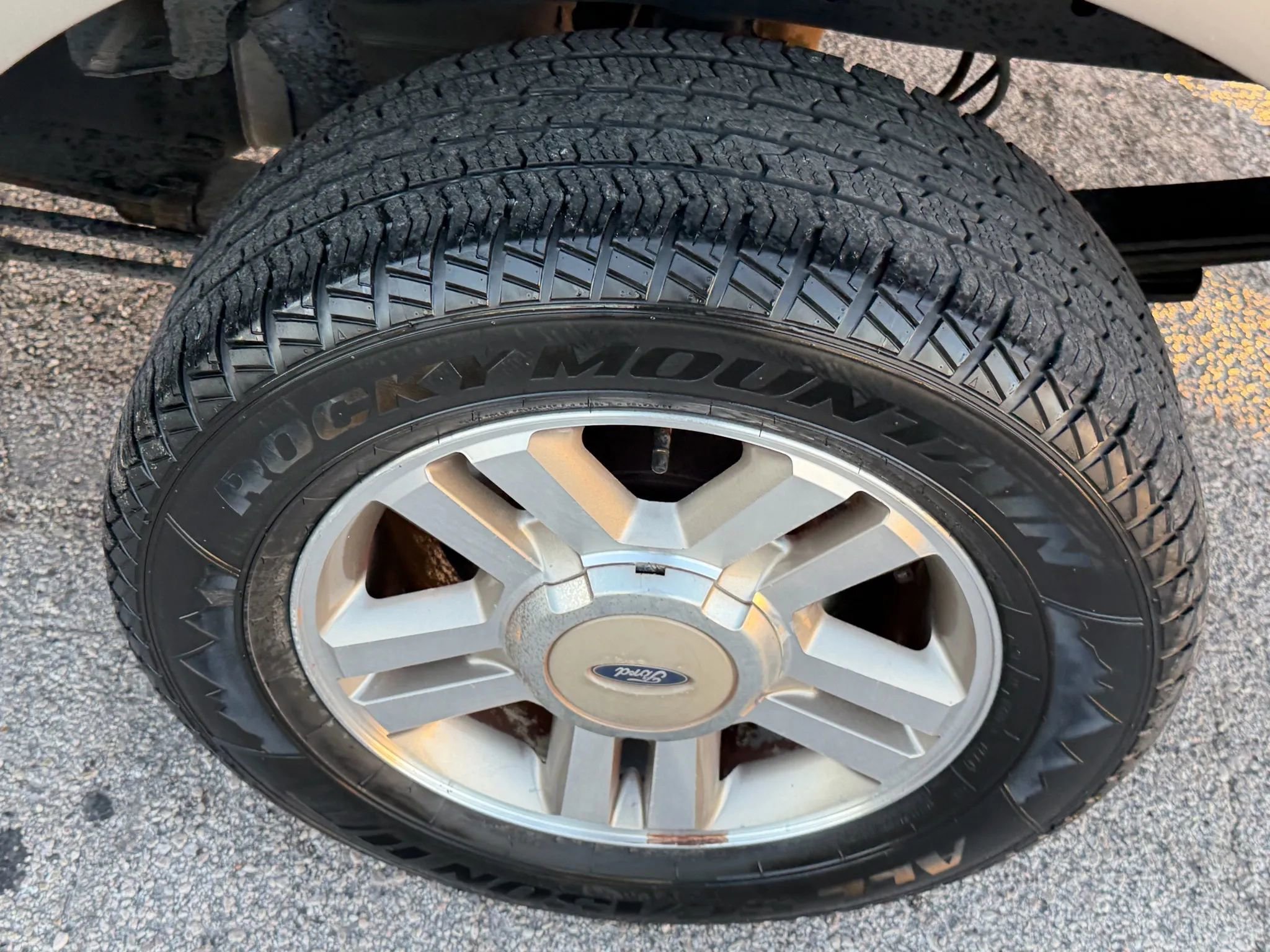 Used 2005 Ford F150 Lariat image 22