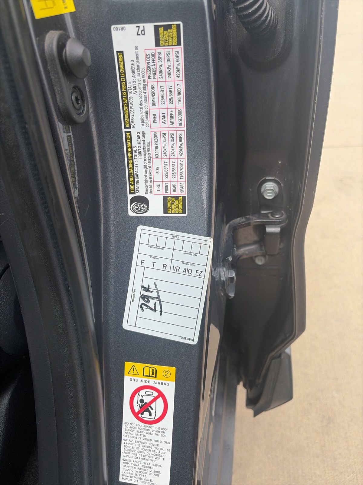 Used 2019 Toyota RAV4 XLE FWD image 15