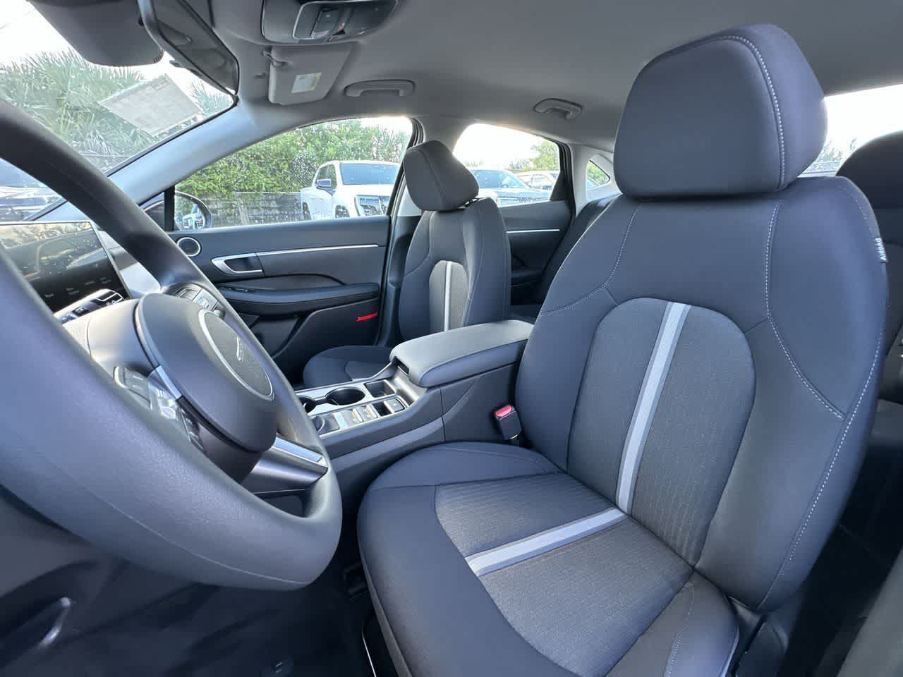 New 2026 Hyundai Sonata SE FWD image 14