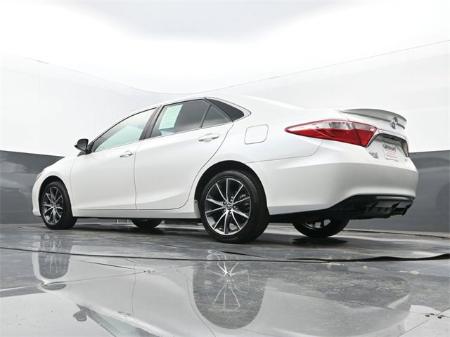 Used 2017 Toyota Camry XSE image 27