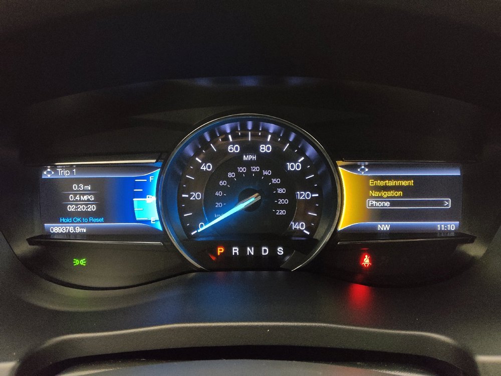 Used 2018 Ford Explorer XLT w/ Equipment Group 202A FWD image 23