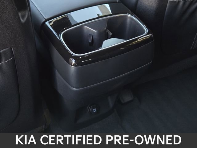 Used 2025 Kia Telluride AWD image 17