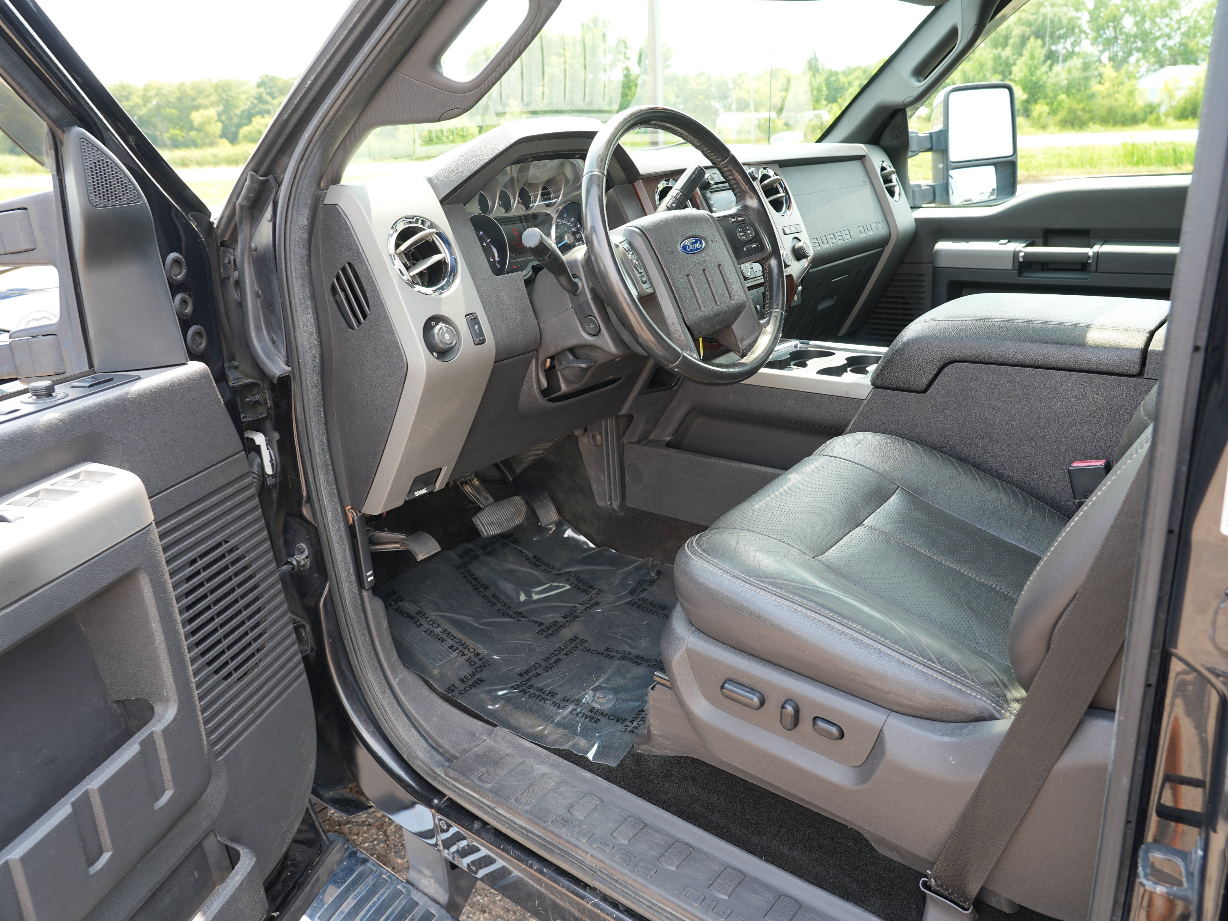Used 2012 Ford F350 Lariat w/ Lariat Ultimate Pkg AWD/4WD image 15