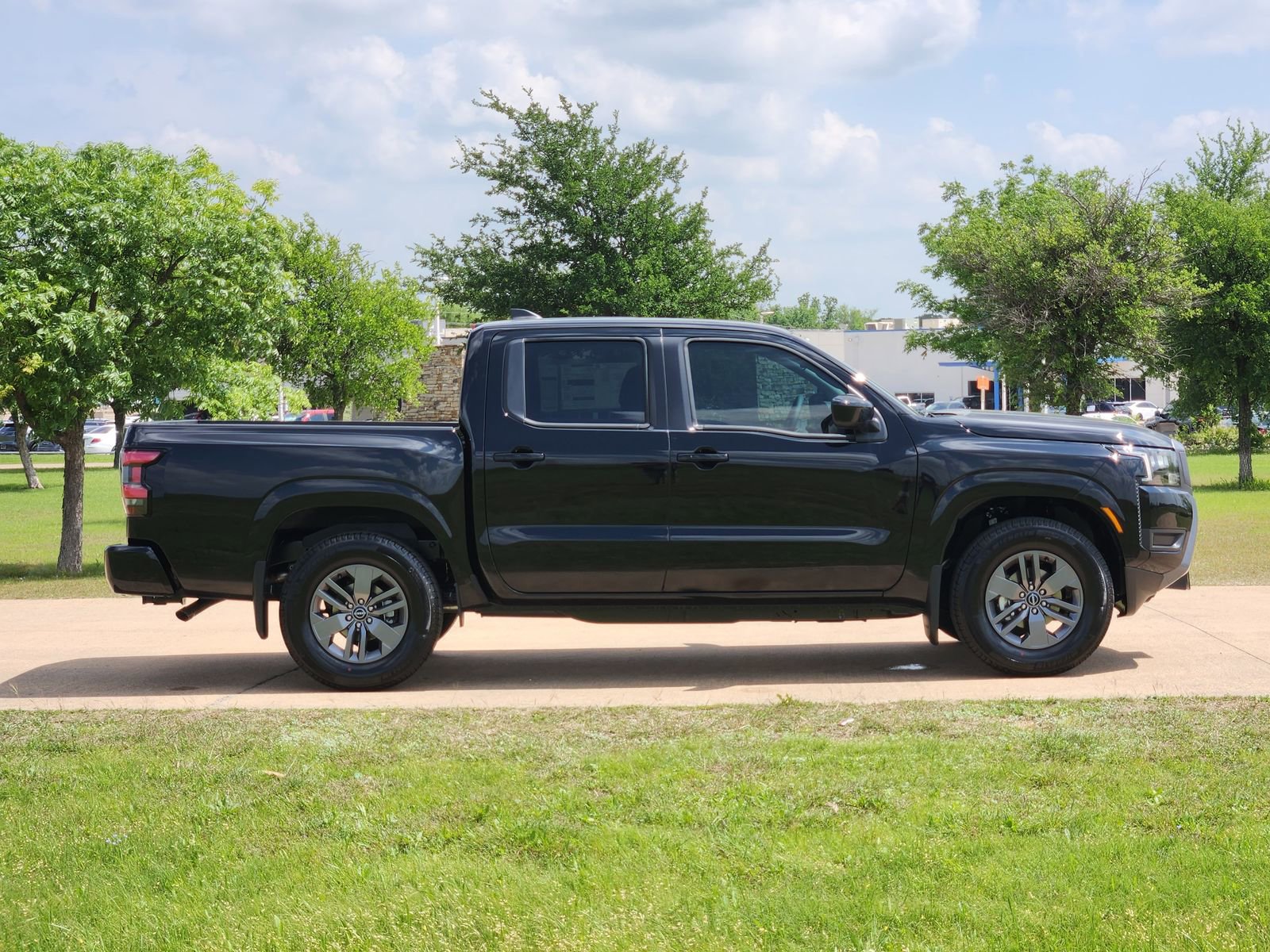 New 2026 Nissan Frontier SV RWD image 8