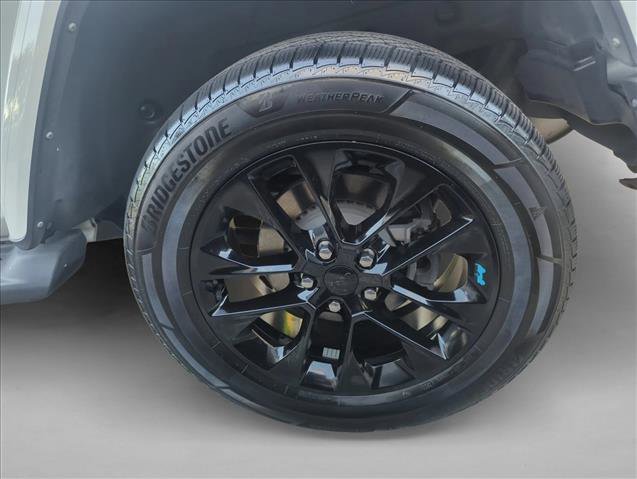 Used 2022 Jeep Wrangler Unlimited Sahara w/ Safety Group image 23