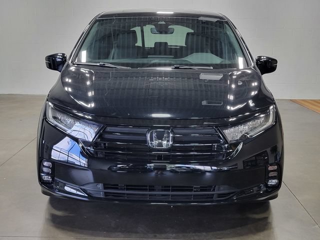 Certified 2024 Honda Odyssey Sport image 3