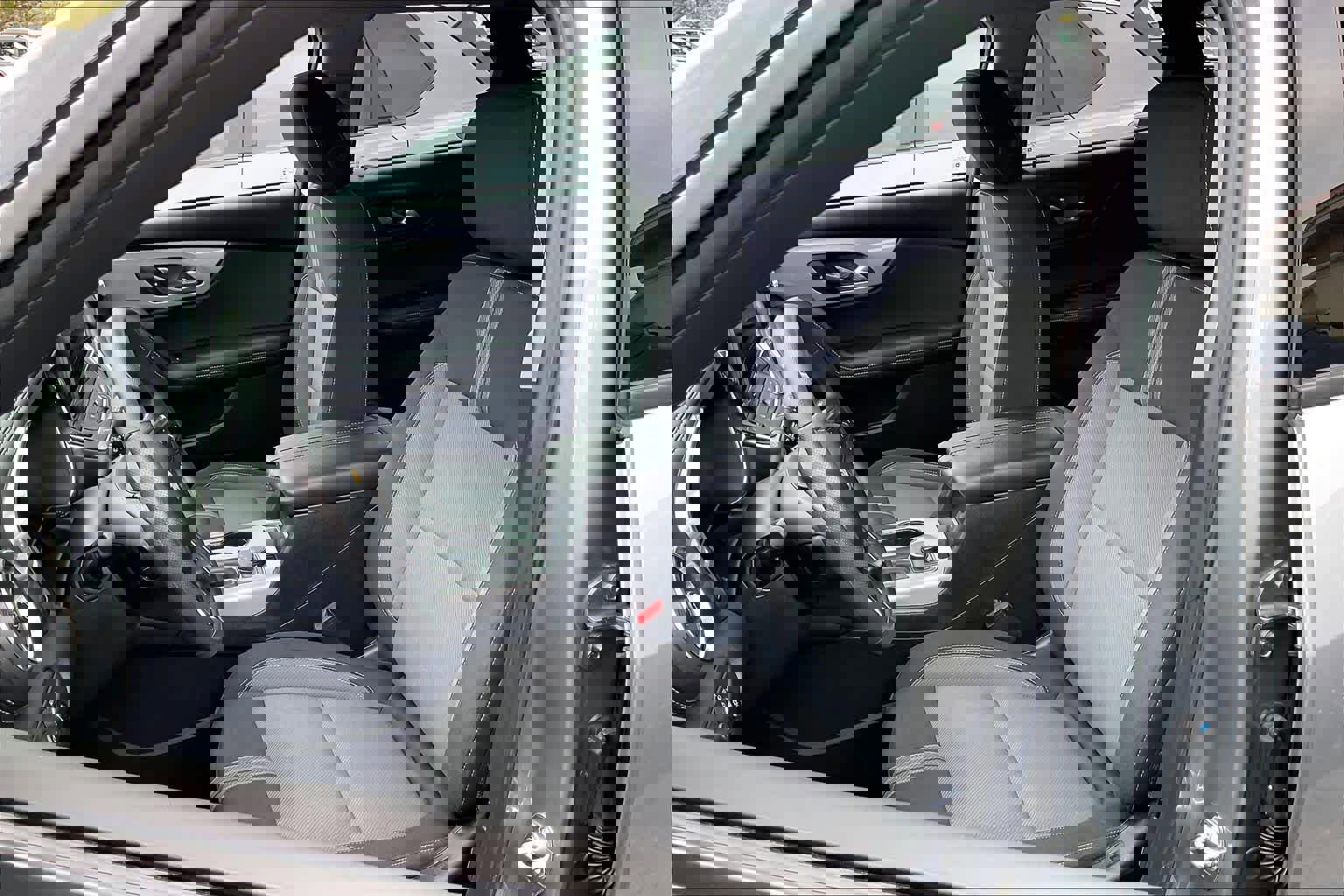 Used 2023 Chevrolet Blazer LT image 24