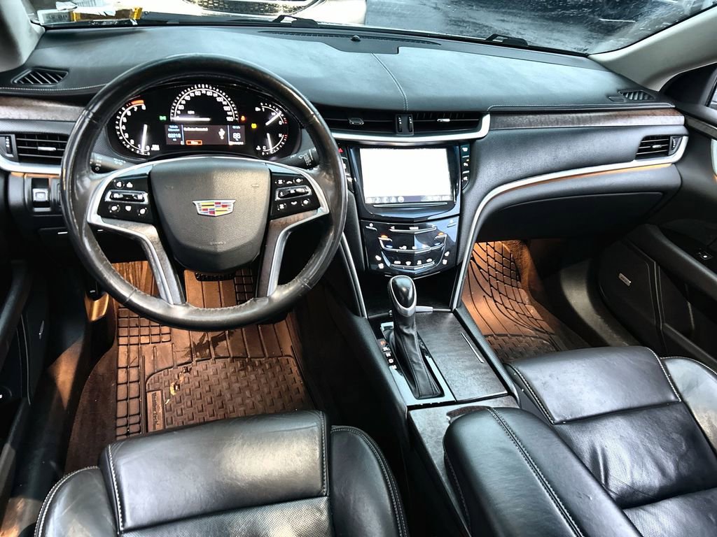 Used 2018 Cadillac XTS Luxury image 23
