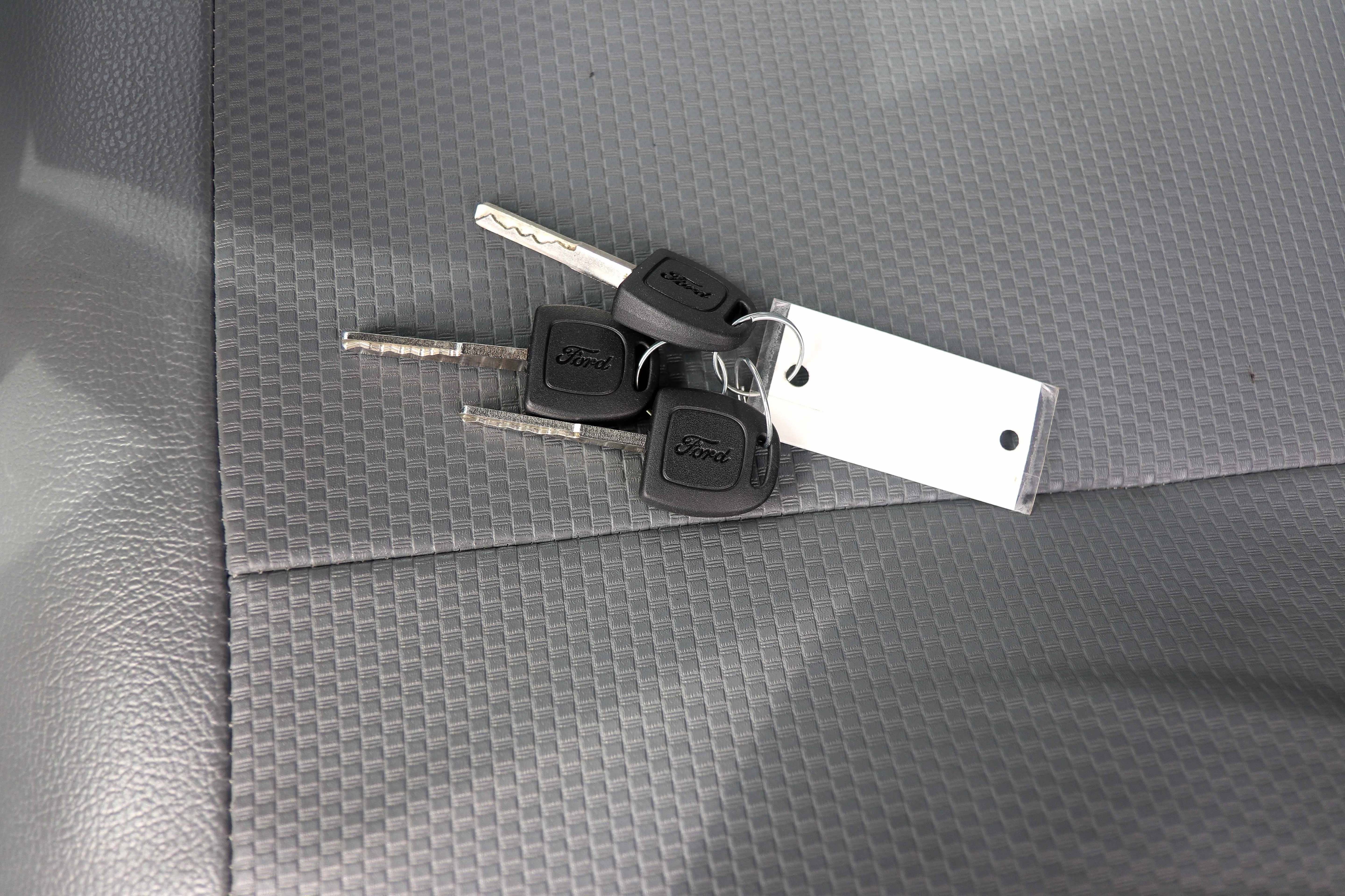 Used 2023 Ford F650 2WD Regular Cab Super Duty image 22