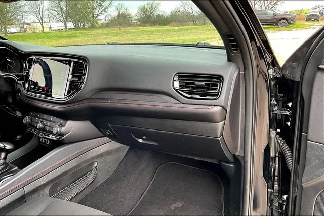 Used 2025 Dodge Durango GT w/ Blacktop Package image 16
