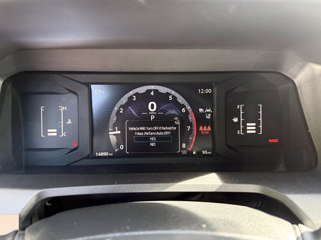 Certified 2025 Toyota Tacoma SR5 AWD/4WD image 31