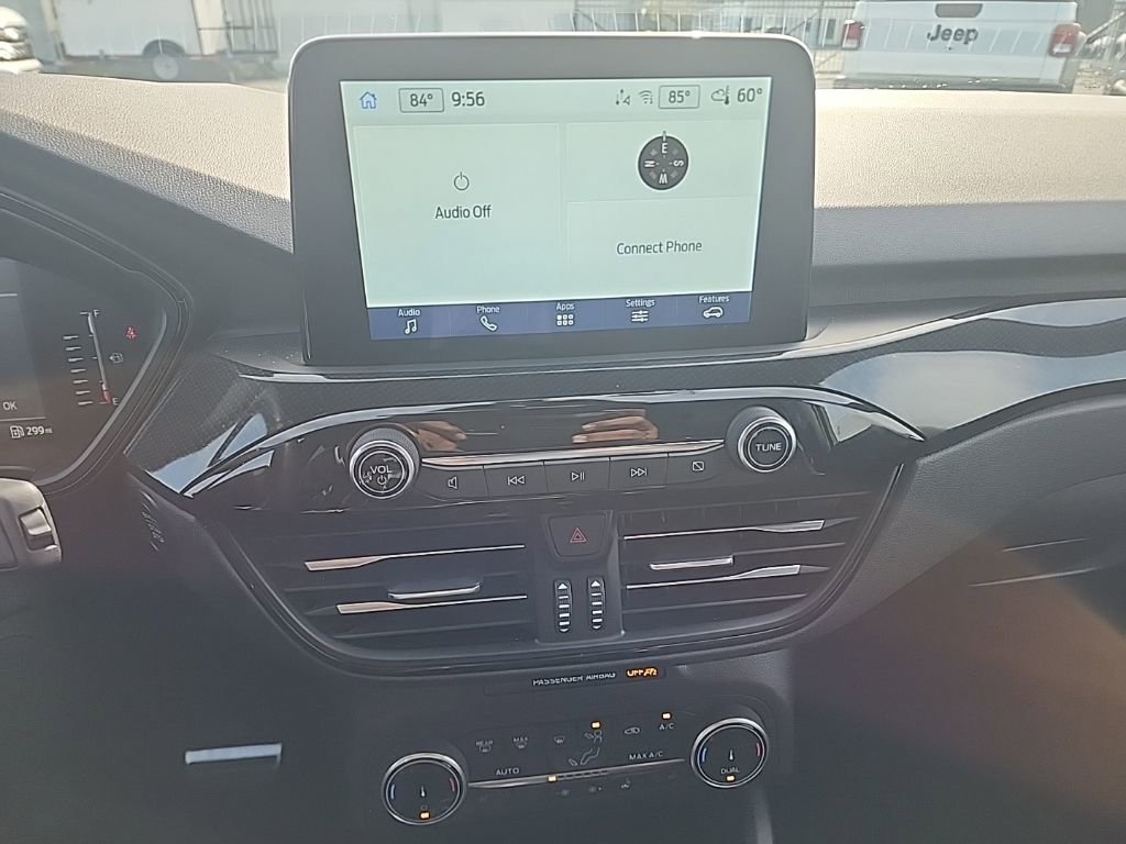 Used 2024 Ford Escape ST-Line image 13