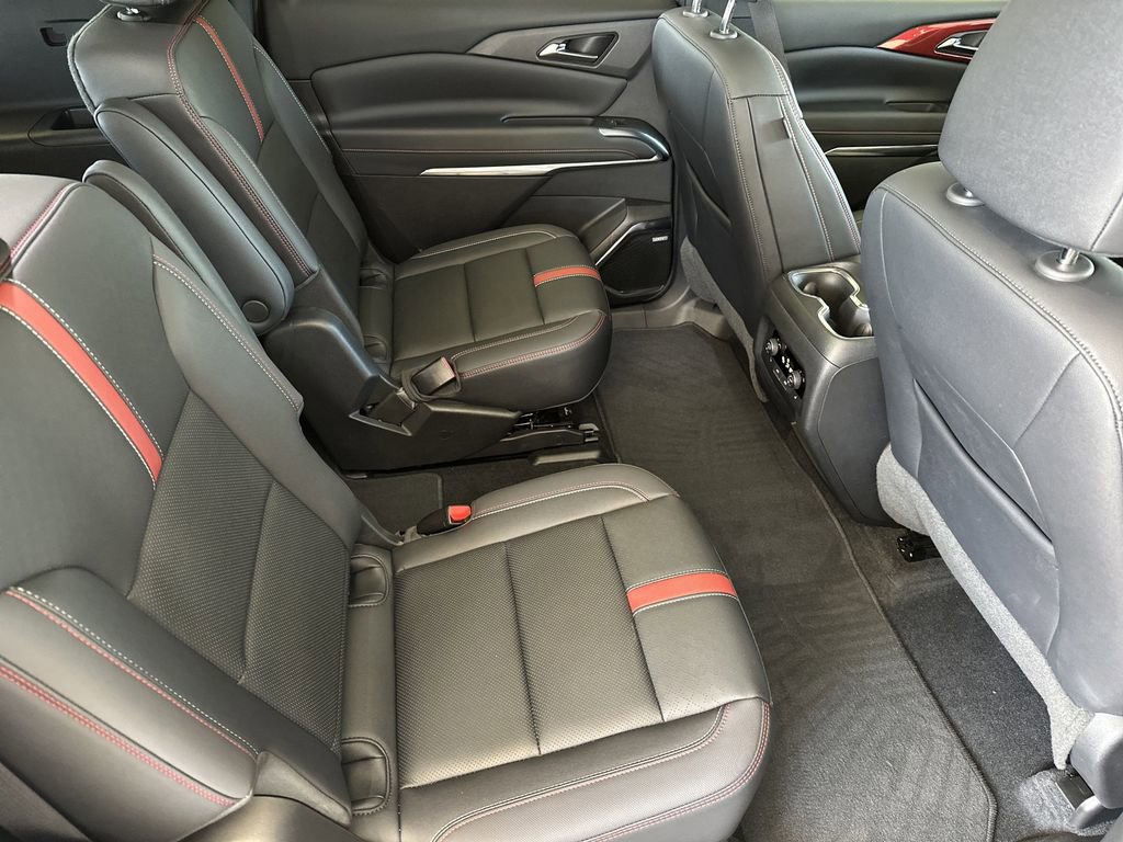 Certified 2024 Chevrolet Traverse RS image 38