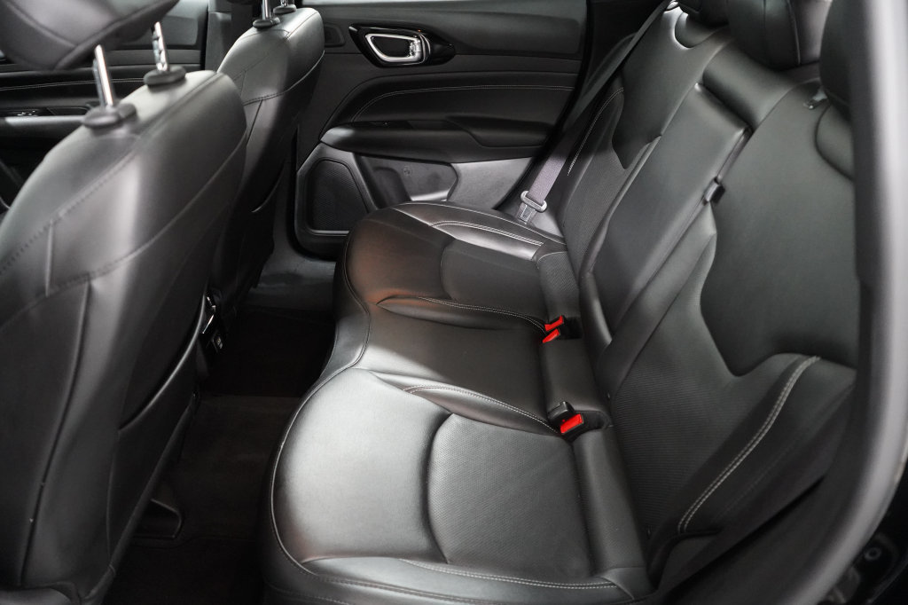 Certified 2022 Jeep Compass High Altitude AWD/4WD image 18