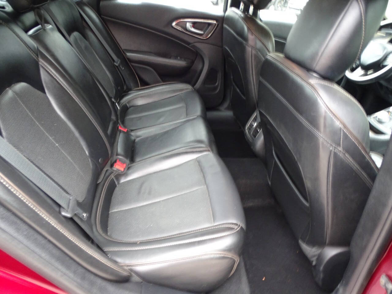 Used 2016 Chrysler 200 C w/ Premium Group FWD image 35